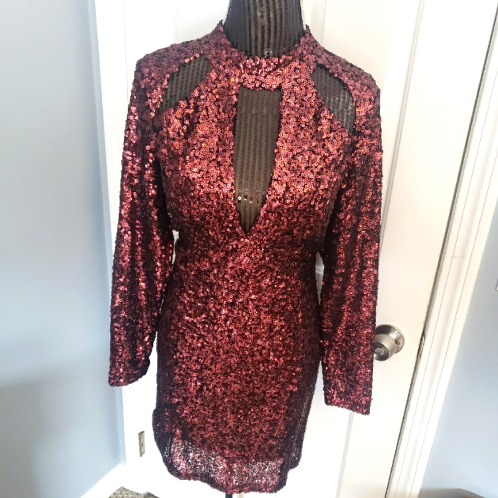 🏝3for$25 Charlotte Russe Sequin Dress